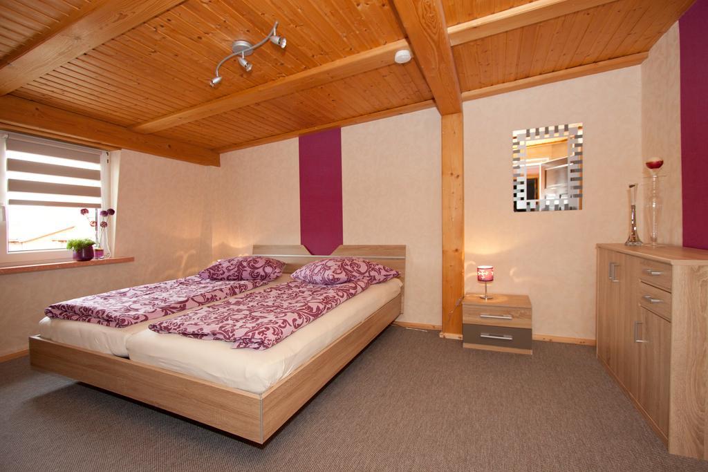 Ferienwohnung Uwe's Sporthütte Thale Zimmer foto